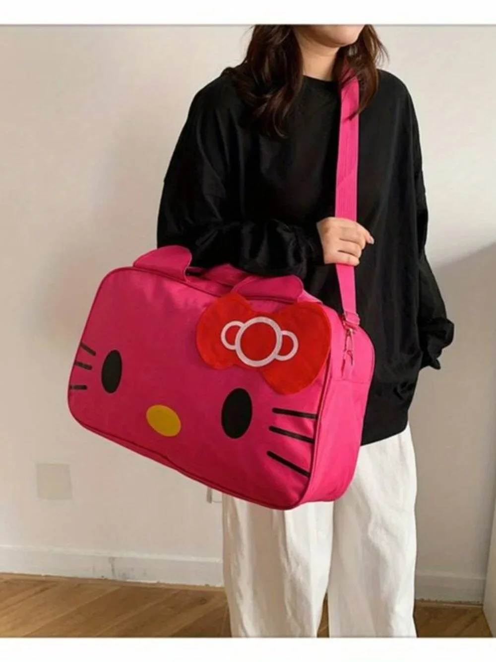 Large Capacity Cartoon Duffel Bag Portable Travel Messenger Bag